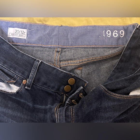 Gap Perfect Boot 1969 Jeans - Picture 2 of 5
